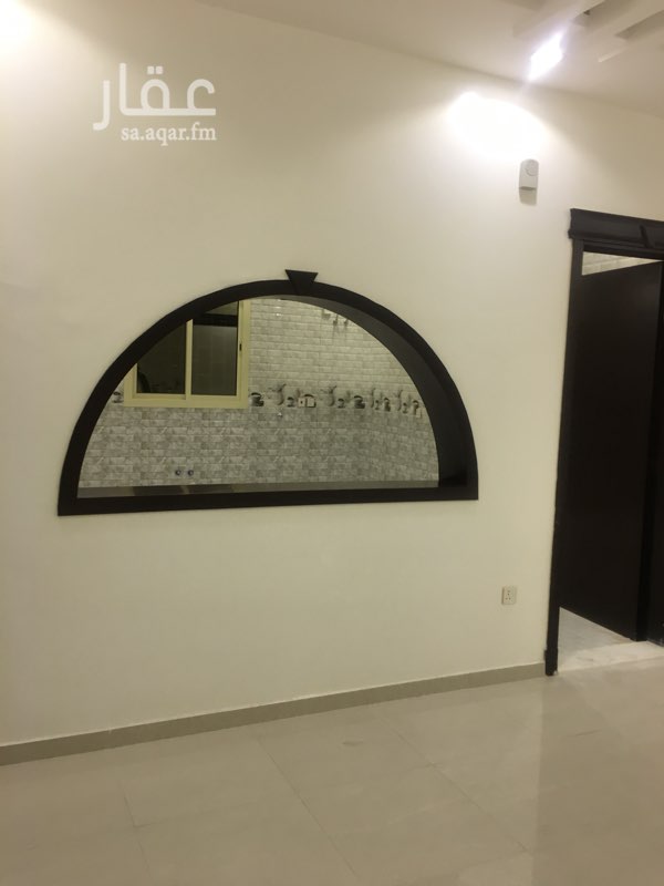 1584332 جديد. شقه شرحه. بدون تكييف بدون مطبخ.