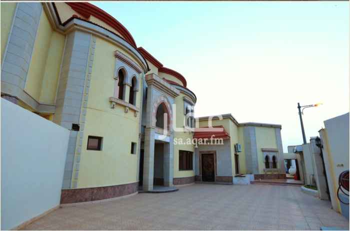 1547743 فيلاء بحي الشبيلي الشرقي
مساحة الارض868.470 م
مسطحات المباني 833 م
شارعين. شرقي وشمالي
تفتح من الشمال على حديقه ومواقف ومسجد
الفله مؤثثة بالكامل والبيع بالاثاث الدور العلوي يوجد فيه جناح رئيسي عباره عن غرفة نوم رئيسية ومكتب على شكل سداسي ويوجد ايضاً ٥ غرف نوم وتسعة دورات مياة
السوم ب ٣،٩٥٠،٠٠٠
يوجد ارض بجانب الفله مساحة ٧٥٠ م للبيع واجهة شرقيه على شارع ١٥ م
الحمامات جميعها خلاطات قروهي الماني
السباكه مواسير امريكي( اخضر )
السطح معزول ومبلط
يوجد مطبخ فخم ومطبخ رديف وغرفه خادمه ومكان غسيل وكوي