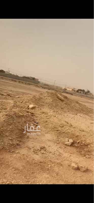 967591 ارض بمساحة كبيره تناسب الاستثمار و قربها عدة استراحات و بينها و بين الشارع العام شارع واحد فقط ، على طريق بنبان ، بالقرب من المطار و طريق الملك سلمان و منتزه الملك سلمان للتفاهم 0508300055 سعر الايجار للسنة80000 الف ريال و قابل للتفاوض