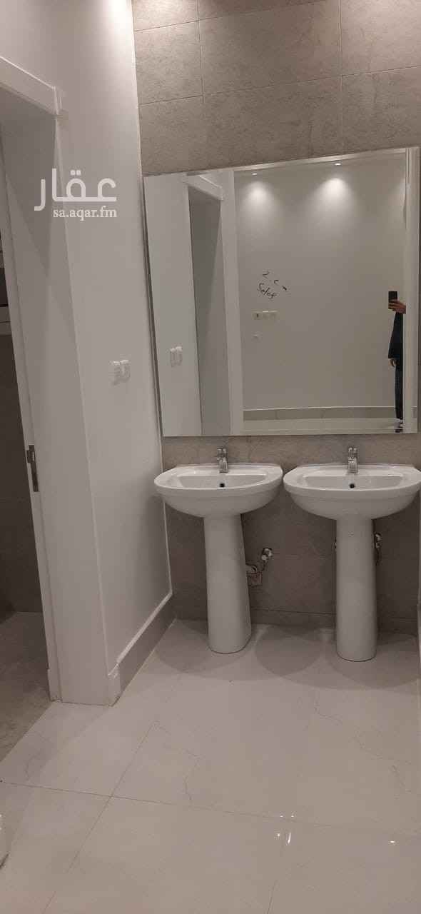 حراج العقار دور للايجار في حي العارض في الرياض