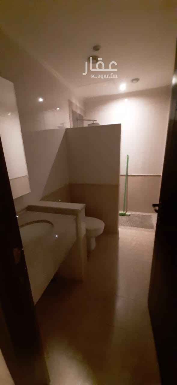 فيلا للايجار في حي الياسمين في الرياض