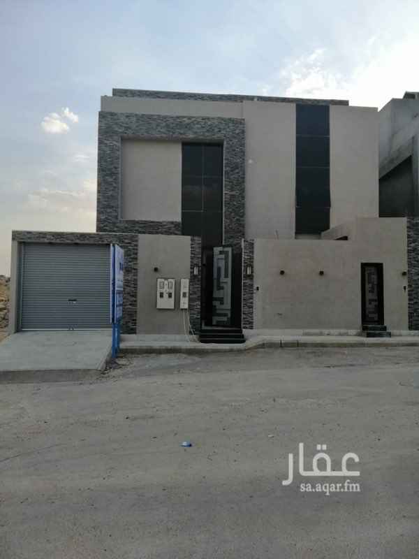 1713437 للبيع فيلا مودرن فاخره درج بالصالة و 4 شقق
حي النرجس
المساحه 450م
الشارع 20م شرقي
السعر مليون و 850الف
مدخل سيارة و غرفه سائق ومجلس و مقلط وصاله ومطبخ ومستودع وغرفه خادمه
الدور الاول 4 غرف نوم و صاله و٣ دورات مياه
الشقق كل شقه مجلس وصاله ومطبخ و غرفتين نوم ودورتين مياه
ملحوظه السعي في ذمة المشتري والموقع غير دقيق