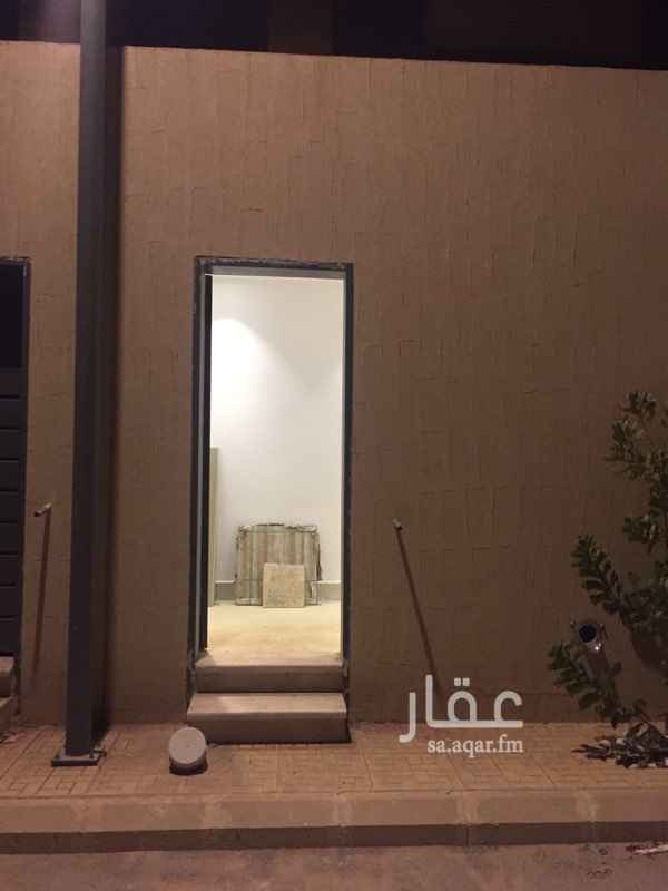 1611784 غرفه سائق جديده بحي العارض ب٦٠٠٠في السنه شامله الكهرب والمويه