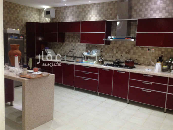 1694895 بناء شخصي . يوجد بيت محمي فيبر قلاس 80 متر . مكيفات مخفي وسبيلت . مدفئه غاز امريكي بجدار الصالة . غاز مركزي واصل الشقق . جميع الخدمات ما ء وصرف وفايبر.