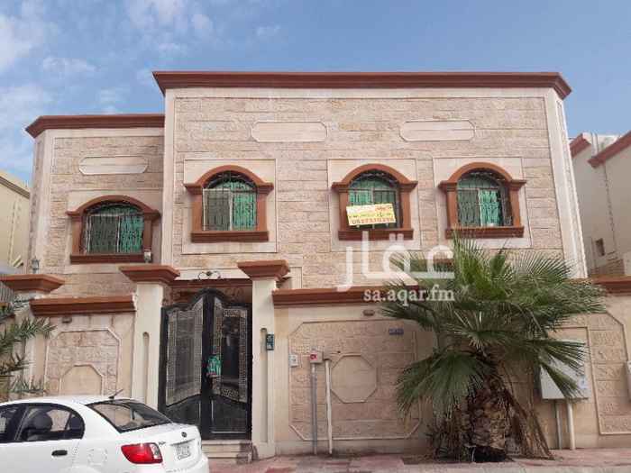 1240002 فيلاء للايجار بحي الجسر مساحة 500م مستقله تتكون من مجلس .مغلط.مجلس حريم .مطبخ.صاله.الدور الاول 5 غرف نوم مع صاله .الدورالثاني مستودع غرفة خدامه
السعر 60000 ريال