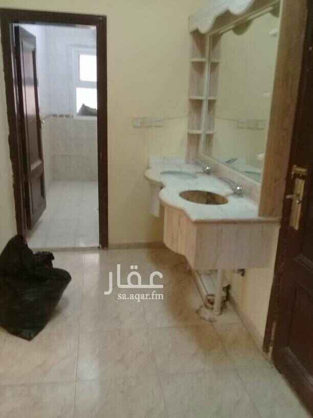 1591784 دور علوي ٣غرف نوم مجلس مجلط وصاله بدون سطح ااسعر ٢٢ الف حي الخليج