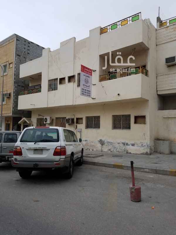 1627145 شارع ابها تقاطع 10/9
3 غرف صالة حمامين مطبخ
يوجد الدور الارضي والدور الاول
10000 الف ريال الايجار السنوي
للمعاينة 0508699992
عقارات النهدي