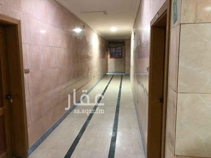 1247636 عمارة ٩٠ بشارع الامير منصور تقاطع ٤
يتكون من غرفة بحمام ٨٠٠ ريال شهريا + غرفة وصالة وحمامين ومطبخ ١٠٠٠ ريال شهريا
Building 90 Prince Mansour St. crose 4
badroom and bathroom 800 sr manth + badroom ketchen Lounge 2 bathroom 1000 sr manth
0508699993
0530699993
0138699991
0138699993