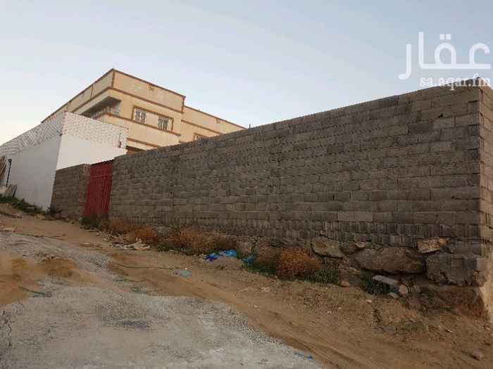 1282527 حوش للايجار قريب من محلات تاجير السيارات يبعد 300 متر ايجاره 25000 على دفعتين