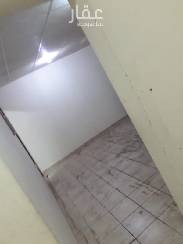 1283788 للايجار شقة
ب حي جرير الملز
غرفة وصالة ودورة مياه ومطبخ
بالدور الاول
للتواصل مع الرقم 0507878705
ابونايف