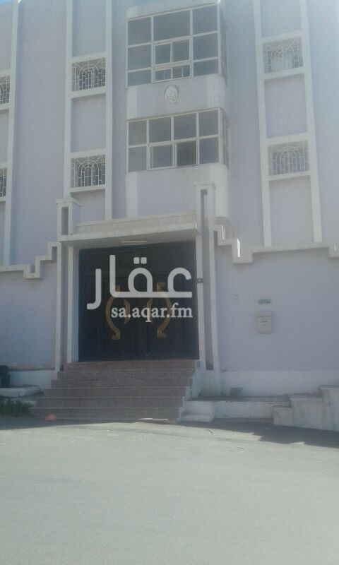 1244802 عماره 3 دور بحي الموظفين كل دور 6 غرف وصاله الدور الارضي مستقل
عمر العماره 20 سنه
طالب فيها مليون و100 الف