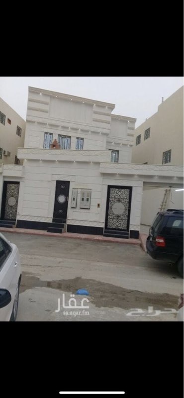 1685576 فيلا للبيع بحي الرمال شرق الرياض
درج داخلي وشقتين
مساحة الفيلا : 330 م
واجهة الفيلا : غرب
غرف النوم : 5 غرف
دورات مياه : 5
عرض الشارع : 15 م
عمر العقار : جديد
مؤجره بالكامل قيمة الإيجار السنوي 68:400 الف ريال
عليها بنك الراجحي سعر الكاش مليون ريال لانقبل البنك
لتواصل
واتساب 0508843573