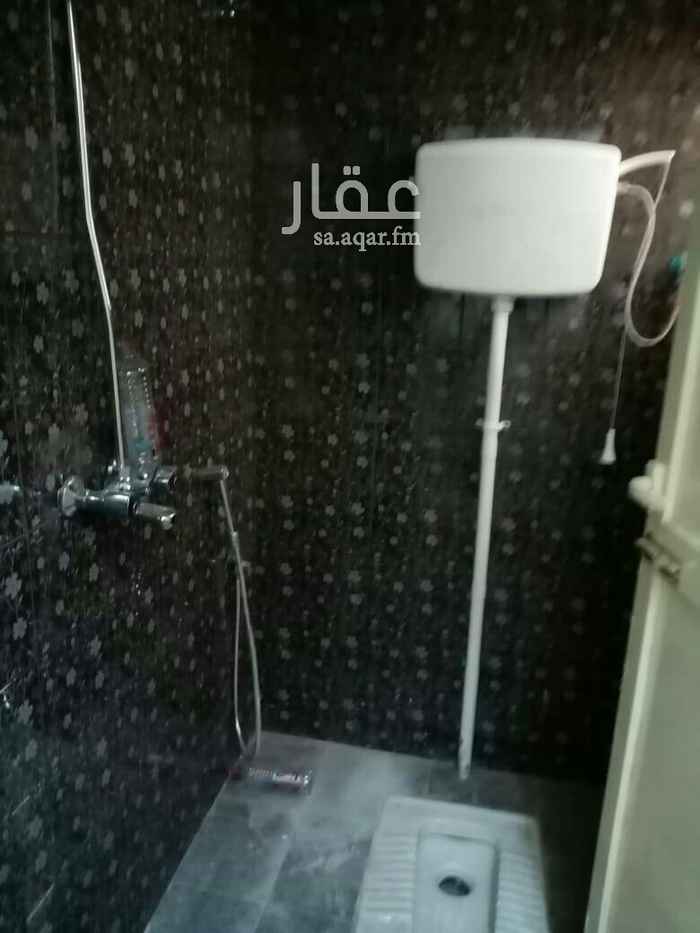 1728525 شقة غرفتين وصاله وحمام ومطبخ
وحده من الغرف كبيرة بالامكان تقسيمها لغرفتين لكى تصبح 3 غرف
(الدور الاول)
تم تجديدها سباكة وبوية وسراميك
على طريق شارع البطحاء العام (سكن عزاب)
جميع الخدمات بجانبك