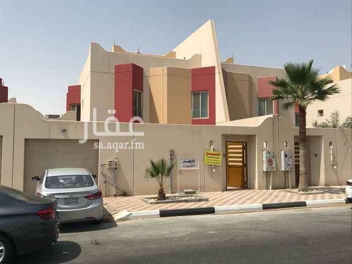 1744496 فلة دبلكس العمر ٦ سنوات للبيع ، تكييف مركزي وحدات و خزان ارضي تم صيانة الفلة بالكامل
يحتوي على ٣ غرف وئيسية و غرفة خادمة و غرفة سائق
الفلة بناءها ممتاز من قبل شركة الراشد