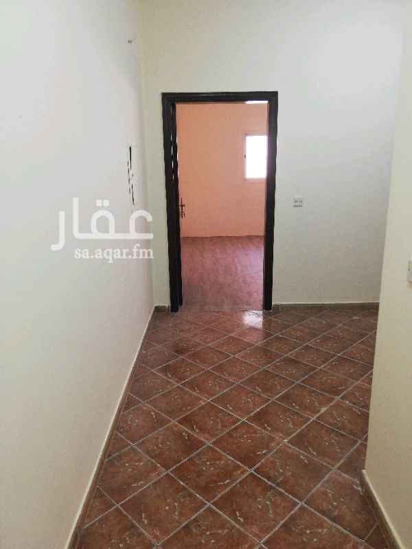 1473214 للايجار شقة عوائل بدون مكيفات شباك مطبخ راكب مجددة كامل