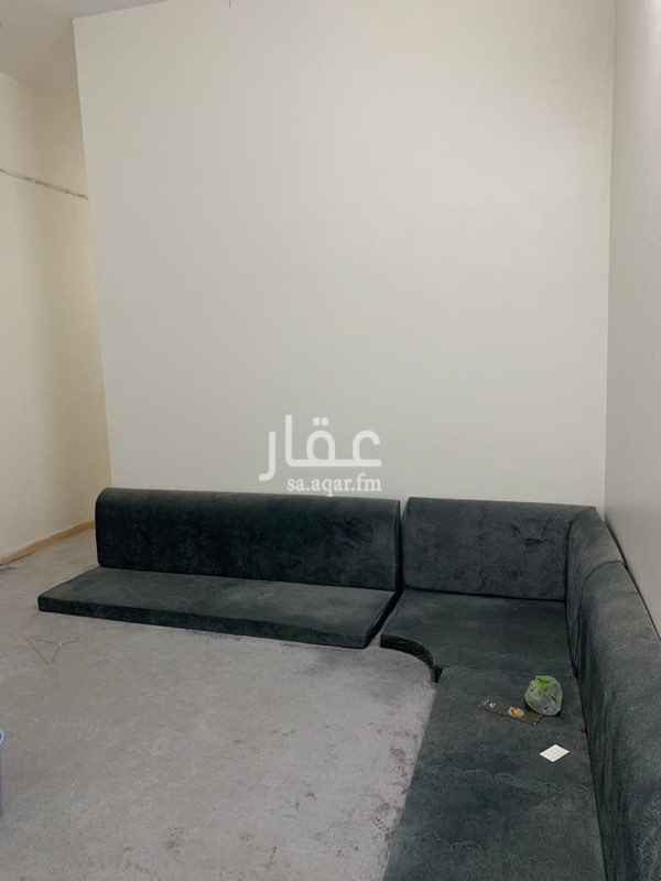 1558251 غرفه عامل في شارع الطائف يوجد عاملي ساكن فيها مساحتها 4*5 وتناسب عاملين ايجارها 1000 ريال واريد عامل اخر يشارك الايجار 500 عليه و500 علي والكهرب والماء مدفوعه الموقع غير دقيق شارع الطائف
رقم التواصل انا مجرد معلن 0566337265
للتنويه لا احد يتصل على الرقم في اسفل الصفحه