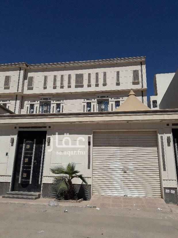 1439394 للبيع فله دور و٣شقق بلرمال الذهبي مساحه٦٣٠م ش٢٠جنوبي وممر٨م غربي و٣شقق ٤غرف وصاله يوجد ٣٢ مكيف اسبلت بلفله وغاز مركزي ويوجد صمانات شامله ويوجد لدينا حلول بنكيه السوم ٢مليون و٥٠ الف