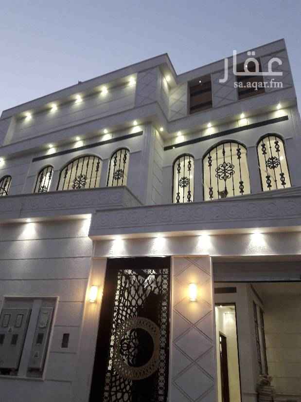 1529493 للبيع فله درج مع شقتين بواحه الرمال مساحه ٢٧٦م ش١٥ جنوبي الفله شغلها طيب ويوجد ضمانات شامله وحلول بنكيه مطلوب ٩٣٠ الف ريال