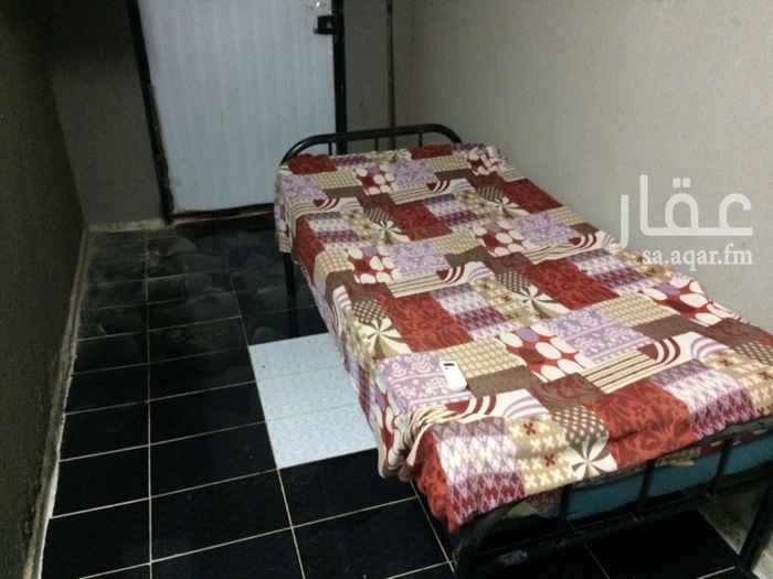 1573774 غرفة سائق للايجار يوجد مطبخ صغير بادواته وحمام وسرير ومكيف سبلت جديد