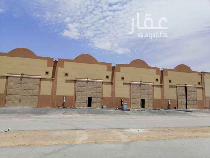 1502179 يوجد مستودعات للإيجار بحي الغناميه الموقع : طريق الحاير خلف محطه الغناميه مساحات متنوعه جميع الخدمات موجوده