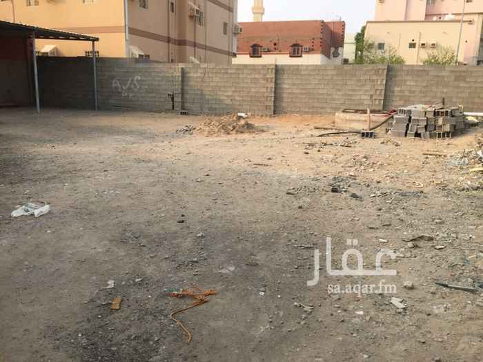1166861 حوش للإجار
يتكون من غرفة ومطبخ وحمام
ابرق الرغامة *الصواعد*
المطلوب ٢٠٠٠ريال شهرياً قابل للتفاوض