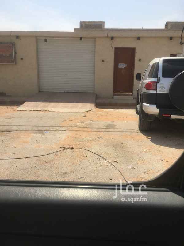1730924 شاليه يوجد بها مجلس ٧في ٥ وغرفه ٥في٥ومسبح ومطبخ وحمام وبايكه ومدخل سياره