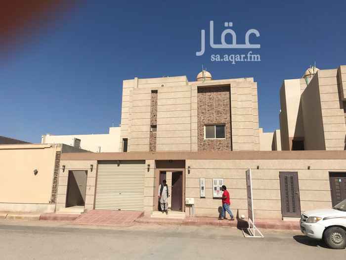 1411480 فيلا درج صالة وشقتين شمال الرياض مخطط مطور وخدمات متكاملة
ملحق خارجي مجلس صالة مطبخ وغرفتين نوم تحت
وفوق غرفتين نوم
وشقتين جانبيات
كل شقة مجلس وصالة وغرفتين نوم
٠٥٠٩٠٨٠٥٤٠