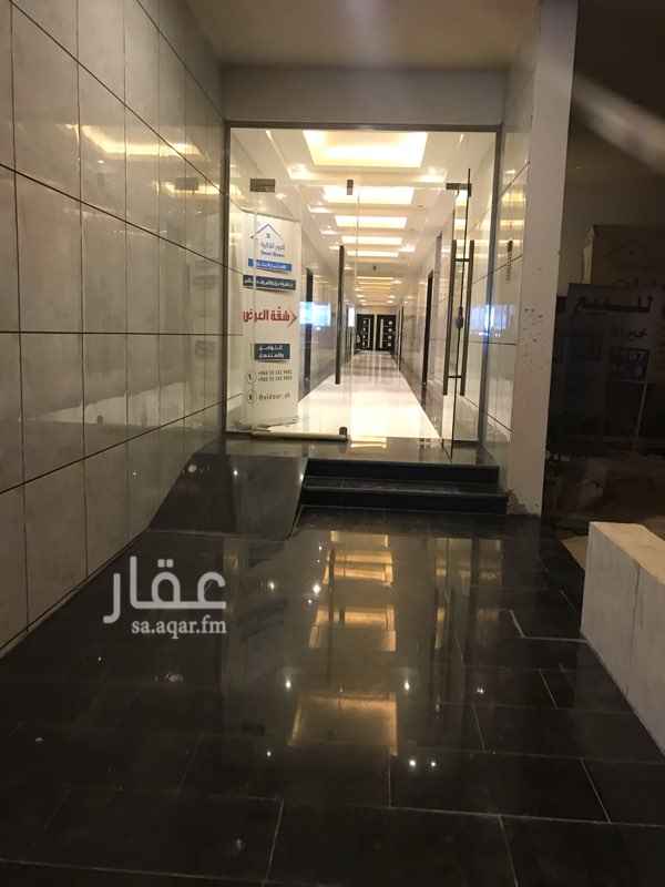 1563106 شقة دورين نظام مودرن شمال الرياض حي الياسمين مجلس مفتوح
معا ااصالة
تكييف راكب للمجلس وغرفة النوم الرئسية
يوجد فيها حوش خلفي ارتداد
فوق ثلاث غرف نوم