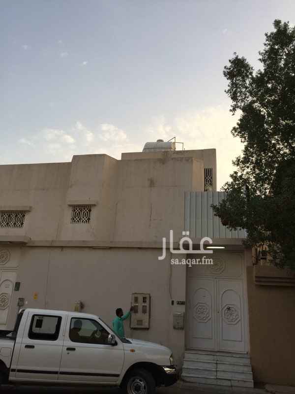 1694143 دور علوي واسع و نظيف مدخل خاص
مجلس و غرفة طعام و3 غرف نوم ومطبخ راكب وغرفة خادمة و4 دورات مياه
المنطقة متوفرة الخدمات والمدارس