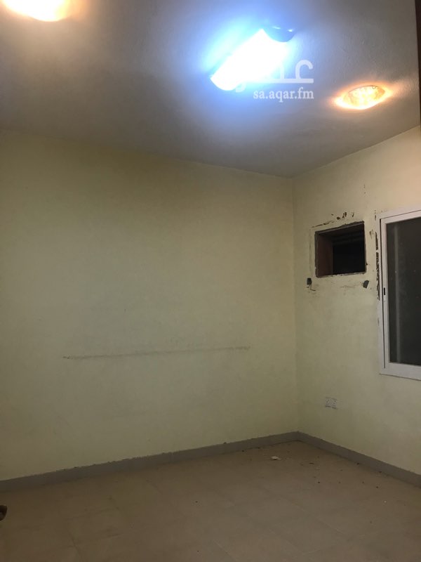 1629478 مجلس مقلط صاله ٣ غرف نوم ٣ حمامة موقع دور شرع طيبه المويه على المالك