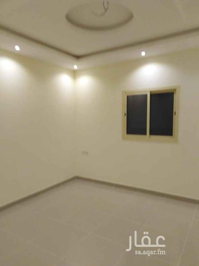 1587762 للايجار دور علوي
مدخل مشترك
٣غرف نوم
ومجلس مقلط
غرفة خادمه
مطبخ مكيف ركبت
٤حامات
السعر ٥٥ الف دفعتين