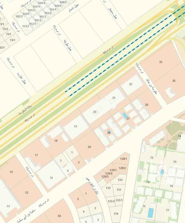 1502637 للبيع ثلاث قطع تجارية على طريق مكة (خريص) بالربوة شمالية شارعها 80 مساحتها 7500م اطوالها 150 × 50 جنوب وكالة الوعلان هيونداي منطقة حيوية وبها وكالات أشهر السيارات السوم 4800ريال البيع فرق السوم
مع ولد المالك