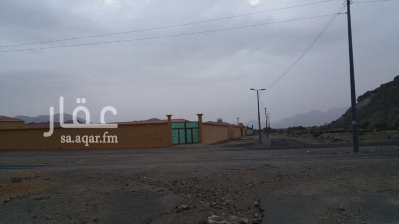 1637938 -اراضي للبيع بوثائق بمكة منطقة المغمس داخل النطاق العمراني لمكة .
-منطقة المغمس منطقة ممتازة ولا يوجد بها اي مشاكل او ازالات ولله الحمد .
-الموقع يبعد عن الحرم حوالي 25كيلو تقريبا ويبعد عن الراشدية 2حوالي 5كيلو .
-الموقع جنوب الراشدية 2 ، بالقرب من قرية الكباكبه ، ويوجد بالمخطط العديد من الاستراحات والاحواش والمنازل .
-من مميزات المكان انه يمكن استخراج صك شرعي ، عند توفر الاشتراطات اللازمة ، وهي تسوير الارض وعمل كروكي ، والتقديم للمحكمة بحجة استحكام (وللعلم عندنا إثباتات ان التقديم مسموح وان الع
