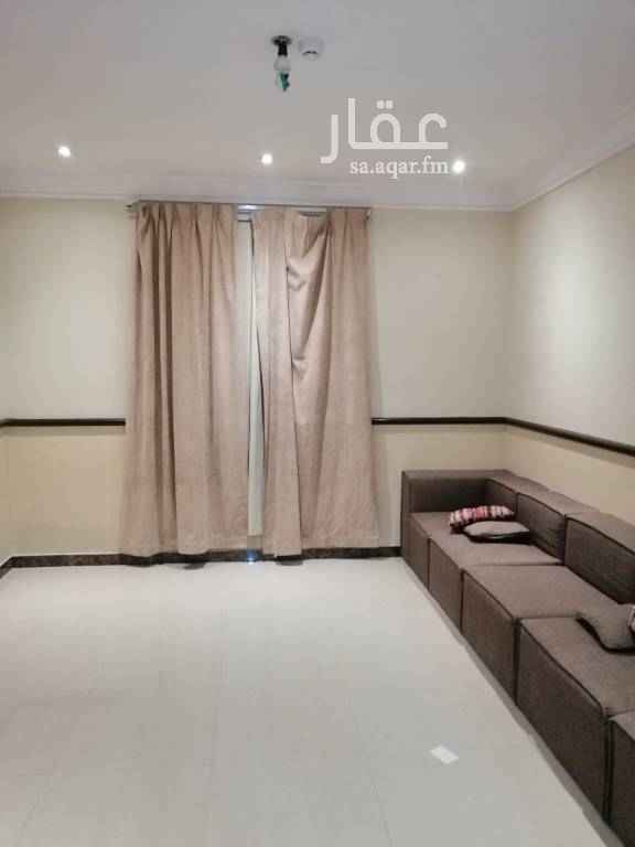 1689535 شقه عوائل للايجار
الموقع : شارع الحله - حي المونسية
الوصف : 3 غرف وصاله وحمامين ومطبخ
بها مكيفات اسبليت ومطبخ راكب
الشقه غير مؤثثة بها الاثاث الموجود بالصور فقط
الايجار غير شامل المياه والكهرباء