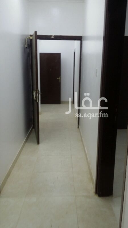 1490280 شقة نظيفه 4غرفه صاله مطبخ راكب
