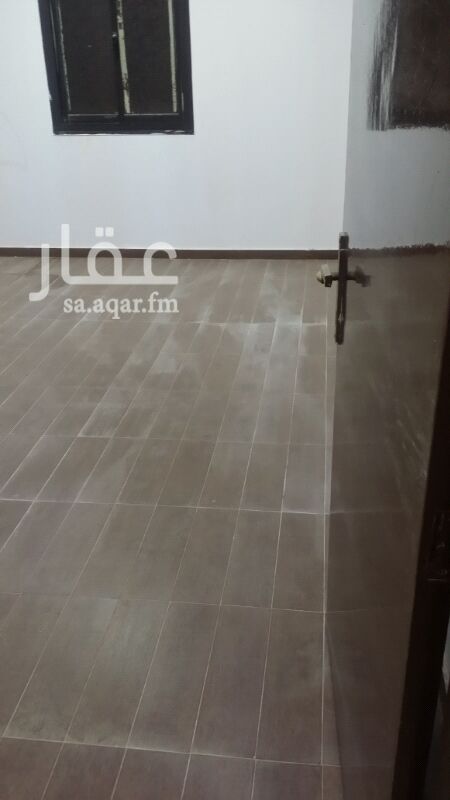 1490287 شقه نظيفه 5 غرفه 2 حمام مطبخ راكب