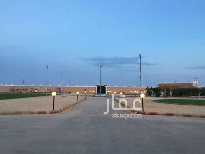 1655704 استراحه ومنتجع في بنبان يتكون من:
1- المساحه الاجمالية 10،000 م ( عشرة الاف متر )
2- قسمين: رجال ونساء.
3- مجالس وبيوت شعر و بيت عريش وغرف نوم.
4- مسبح 6*12 وملاعب رياضية (كره قدم، طائره، سلّه)
5- ملاعب اطفال وممرات داخليه.
6- مساحات خضراء واسعه.
7- مواقف سيارات.
8- مجالس للخدم والسائقين.
لمشاهده الصور على موقع الانستقرام. الاسم (AlHayatResort)
للتواصل والاستفسار : 0509243333
* مؤثثة .
* يتوفر مطبخ .
* يتوفر مسبح .
منتجع الحياة
