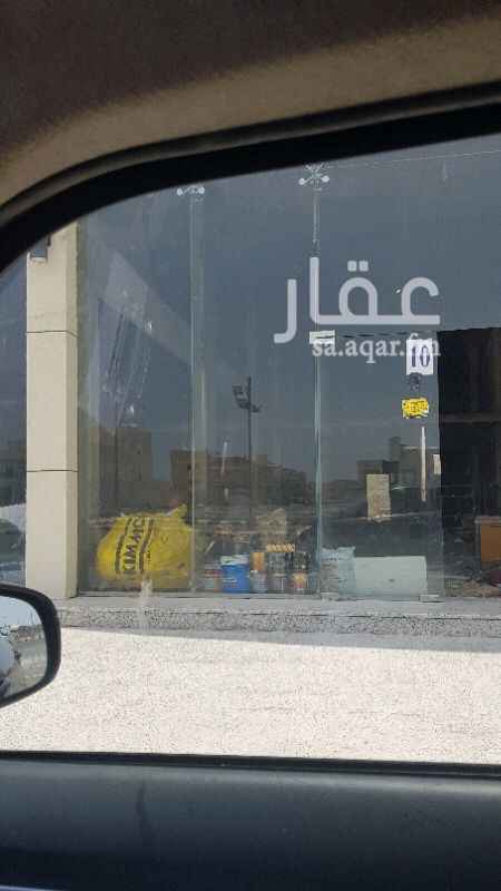 1586168 للاجار ٤ معارض على شارع الامير نايف ابحر الشماليه مساحة كل معرض ٢٧٥م جنب تشكي تشيز موقع مميز من حيث المواقف يتسع اكثر من ١٠٠ سيارة للمؤسسات والشركات مطاعم بنوك او اي نشاط آخر