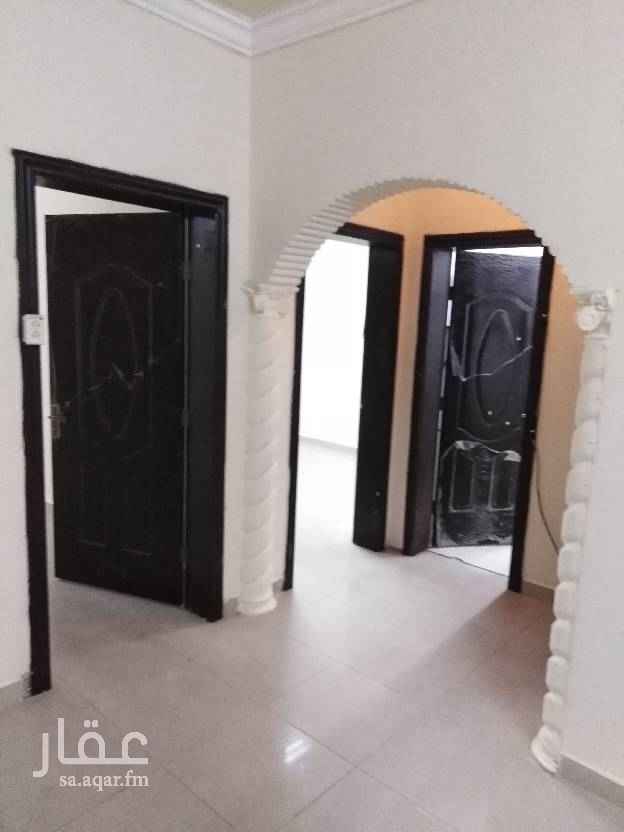 1736686 حاله جيده فيها مصعد