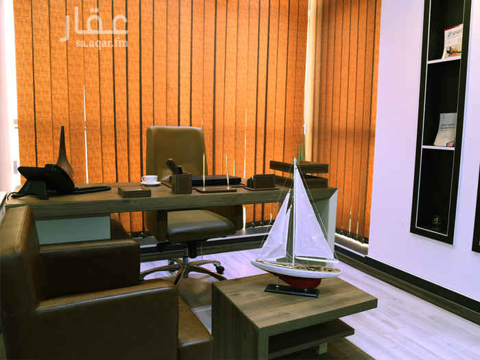 1677947 مكاتب العمل المشتركة والخاصة والافتراضية وغرف الاجتماعات والتي يمكن تأجيرها بالساعة أو
اليوم أو الشهر لريادي الأعمال والشركات وأصحاب المشاريع.
في منطقة تعتبر وسط المدينة المنورة