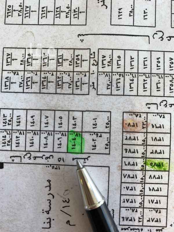 1756256 ارض للبيع في حي العارض
الاطوال 17 في 25
الموقع جنوب الثمانين
شرق الملك عبدالعزيز