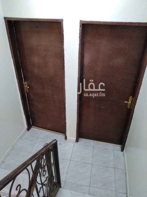 1295643 دور علوي بحي النهضه المرتفع .
موصفات الدور :
٣ غرف نوم + مجلس + مقلط + مطبخ + ٣ دورات مياه
مميزات الدور
مدخلين للدور + مطبخ راكب
الدور مجدد بالكامل بوية + كهرباء + سباكة .
السعر ٣٠ الف قابلة للتفاوض .
مكتب الكريمي للعقارات .
مواعيد العمل ::٣:٣٠ مساء الي ١٠:٠٠ مساء
الموقع :- النهضة شارع حفصة بنت عمر
للتواصل :-
هاتف : 2289508 - جوال : 0509702820
ايميل : Al-karimi@outlook.sa