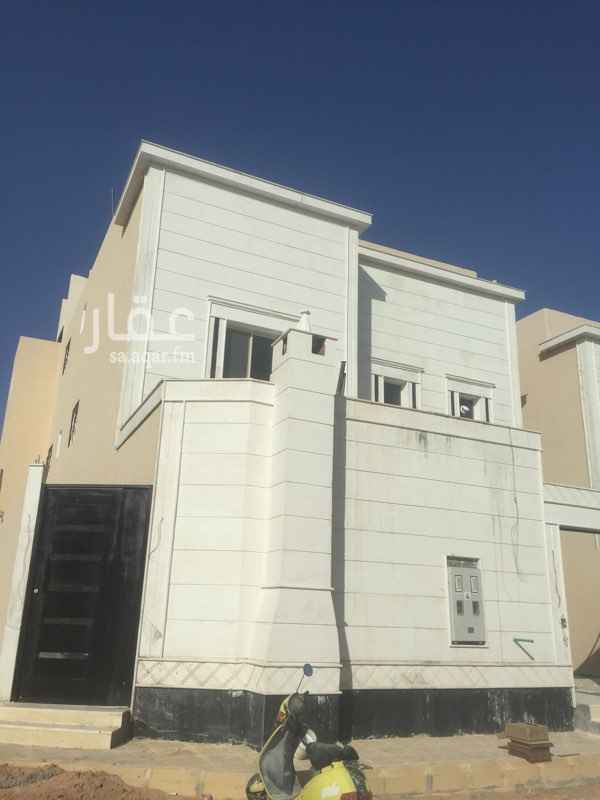 1674370 ڤيلا فاخرة للإيجار السنوي ، عبارة عن دورين وشقة ، على شارعين ، شغل شخصي مميز ، يشترط المالك كامل الدفعة مقدماً والسعر قابل للتفاوض (خصم خاص ، للجادين فقط، ) الرجاء التواصل واتس اب مكتب الوسيط العقاري
ملاحظة: الصور قديمة ، الان الفيلا باجمل صورة