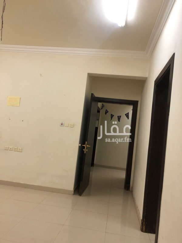 1579968 شقه 3 غرف وصاله في السطح
مكيفات شباك
التواصل واتساب فقط
0550672216