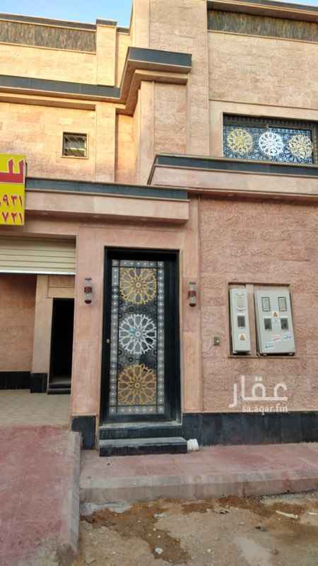 1753788 فيلا درج داخلي وشقتين
شارع 18 غربي
السعر مليون و150