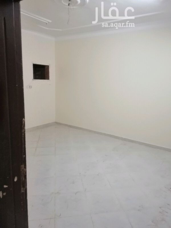 1482094 شقه مدخلين ومدخل خاص ٣ غرف وصاله ومستودع ٠٥٦٧٢٥٥٢٥٧