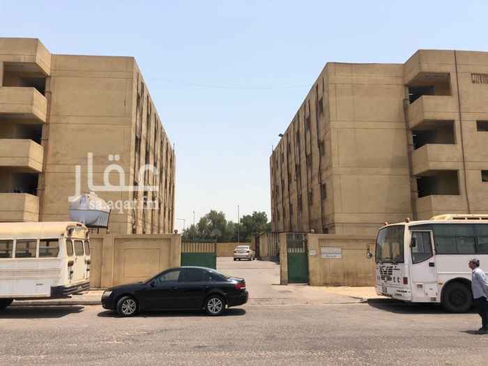 1297231 عمارتين للبيع سكن عمال في الدمام الصناعيه الثانيه
اربع طوابق كل طابق فيه ١٢ غرفه
مجموع الغرف ٩٦ غرفه في العمارتين
اربع مطابخ واربع دورات مياه في كل عماره
مجموع المطابخ ٨ و٨ دورات مياه
مؤجره ب ٨٧٥ الف عقد سنوي مقدم
للاستفسار الاتصال على 0509911103