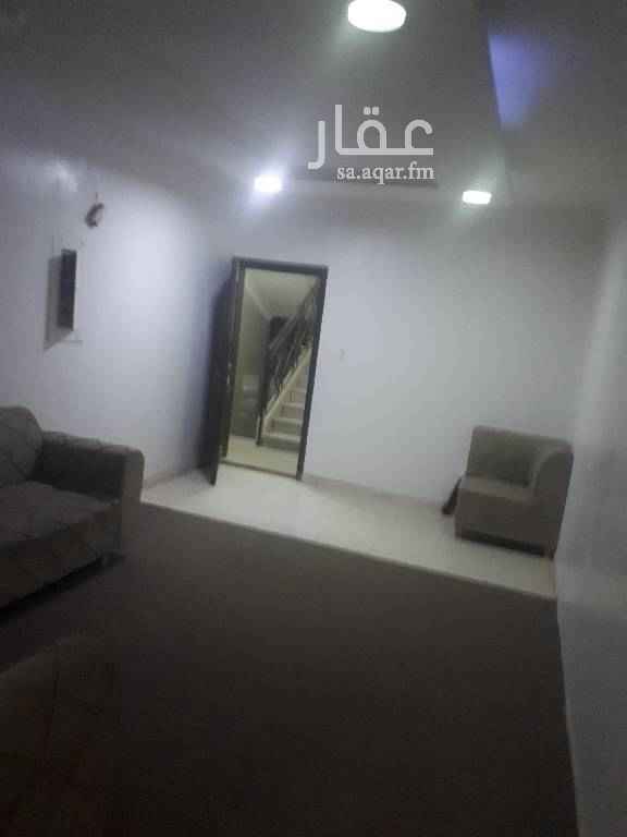 1759050 الشقه مكونه من غرفتين نوم وصاله ومطبخ وحمام وفيها ٢ مكيف