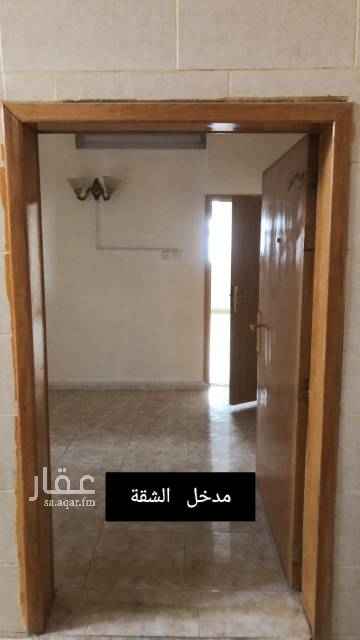 1590228 للايجار شقة عوائل تشطيب ممتاز وفي حي راقي بجوار مسجد وامامها برحة واسعة وبجوار جميع الخدمات
مجلس كبير ومقلط وصالة نساء 3 غرف نوم مطبخ راكب 2 دورة مياه
غاز مركزي
خزان ماء حلو مستقل لكل شقة
الايجار 18 الف + 200 ريال ماء سنويا
الدفع سنوي او نصف سنوي
مصاريف العقد الالكتروني والسعي 900 ريال تدفع مرة واحدة فقط