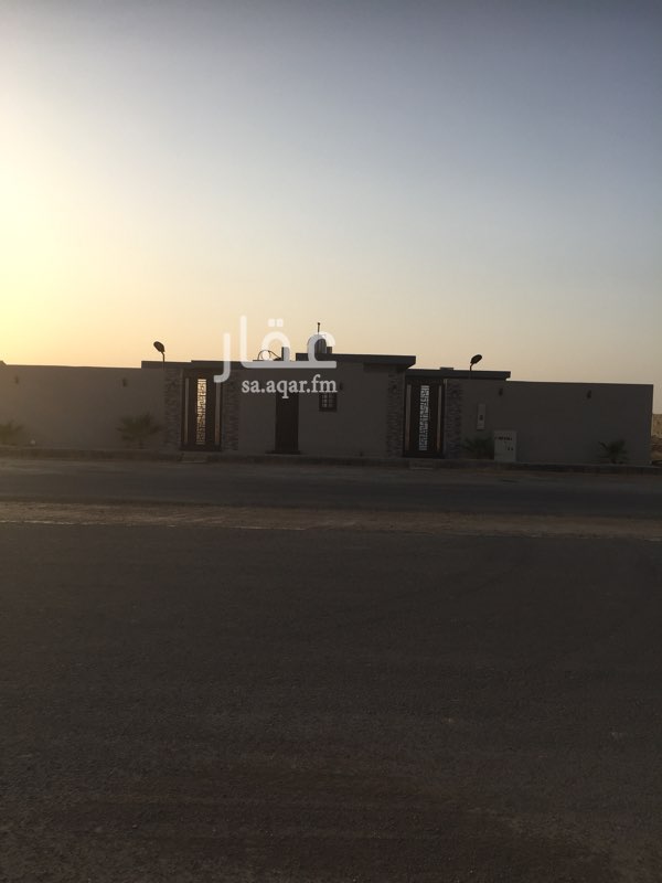 1663969 للبيع ارض داخل حي المهديه قائم عليها استراحه جاهزه بناءشخصي الاستراحه ع السوم المبلغ اجباري فالموقع وشكرا